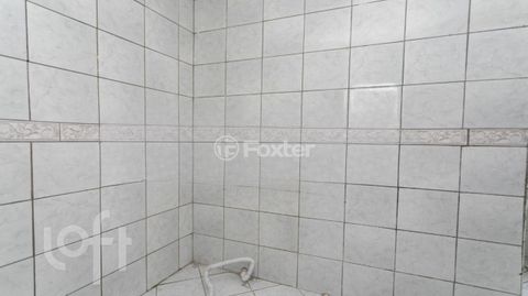 Image 17 - 897426