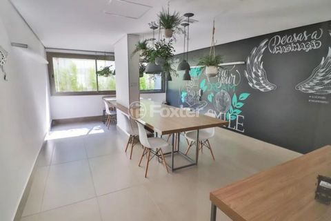 Image 9 - 897427