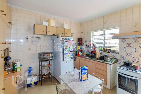 Image 3 - 897446
