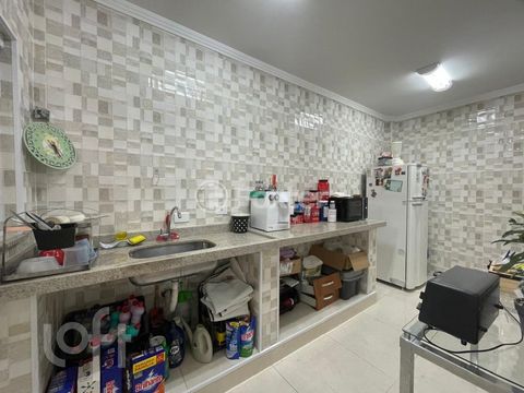 Image 3 - 897482