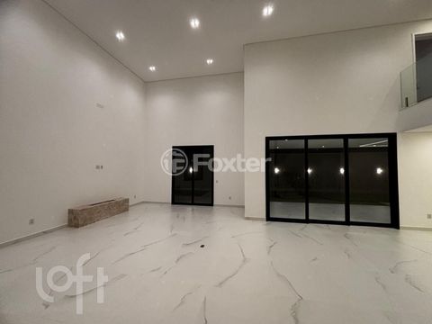 Image 3 - 897485