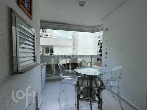 Image 9 - 897487