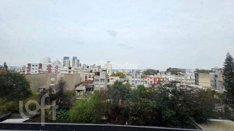 Image 8 - 897495