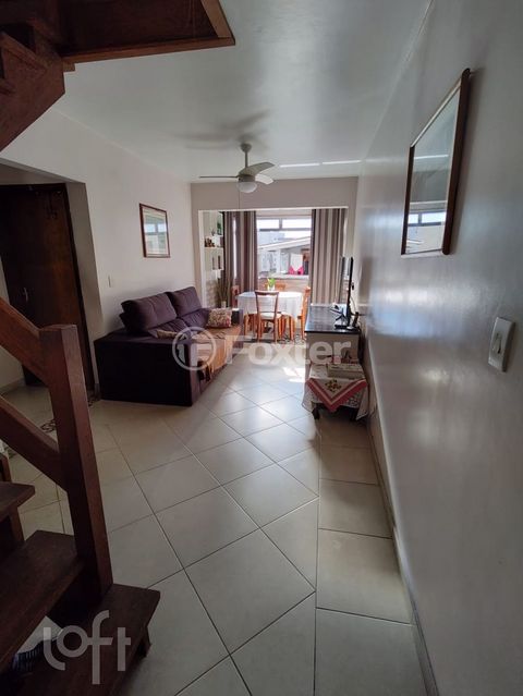 Image 3 - 897536