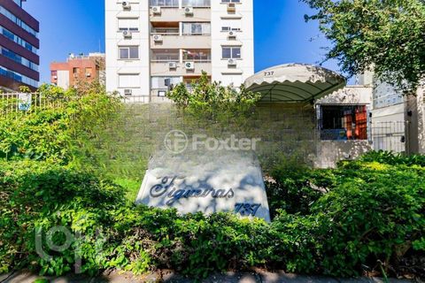Image 8 - 897537