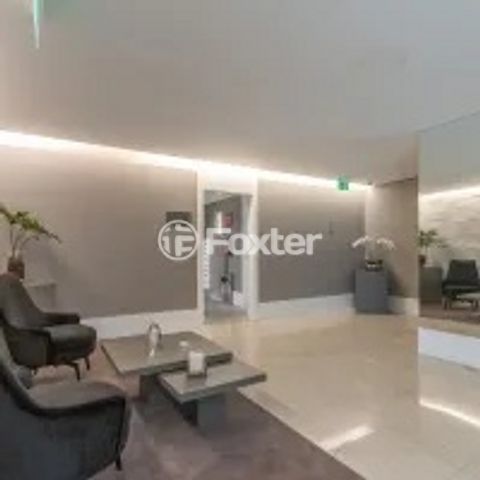 Image 2 - 897561