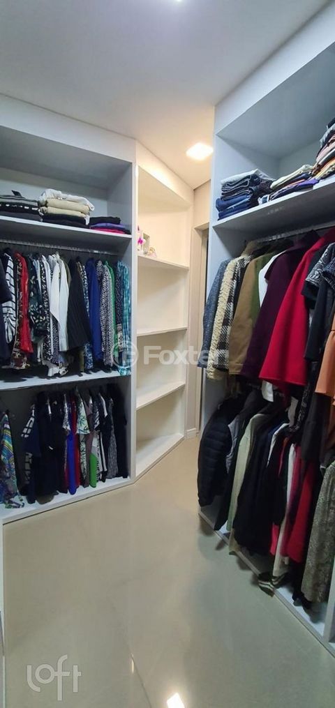 Image 9 - 897581