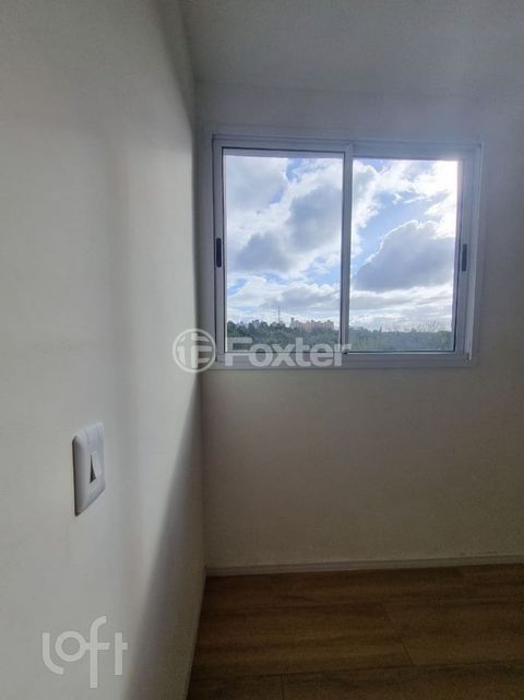 Image 8 - 897621