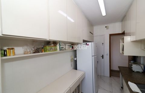 Image 9 - 897627
