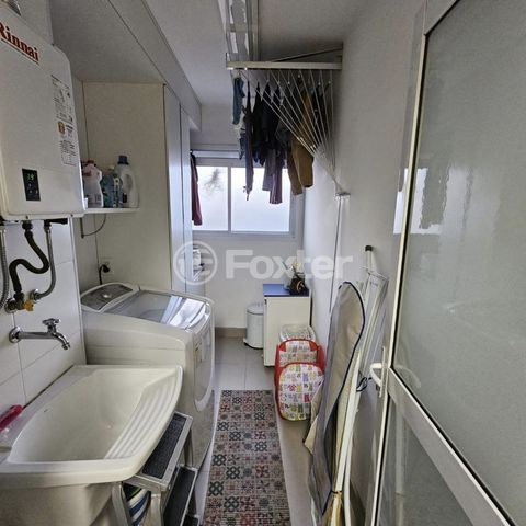 Image 8 - 897631