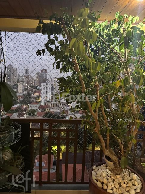 Image 1 - 897645