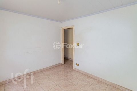 Image 9 - 897651