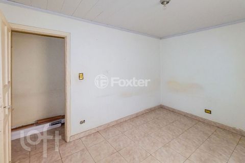 Image 6 - 897651