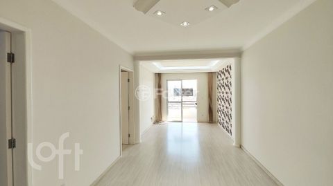 Image 6 - 897654