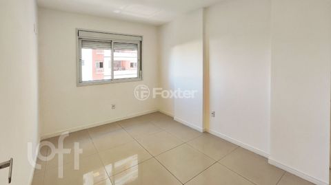 Image 7 - 897662