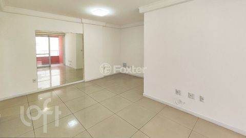 Image 4 - 897662