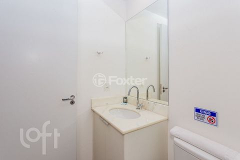 Image 9 - 897679