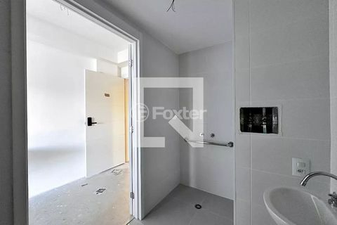 Image 9 - 897713