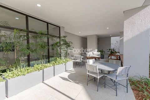 Image 19 - 897759