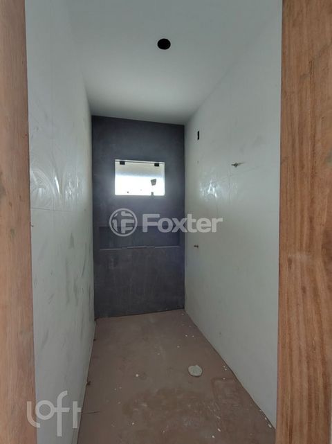 Image 8 - 897792