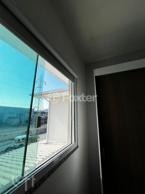 Image 4 - 897794