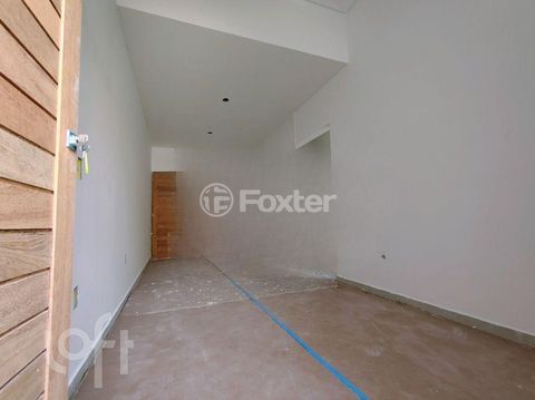 Image 3 - 897795