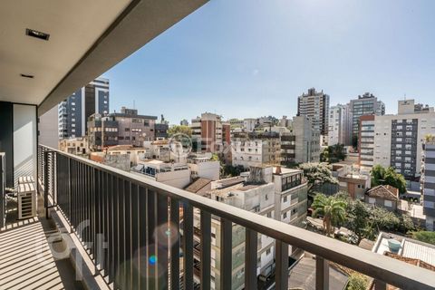 Image 8 - 897809
