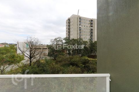 Image 11 - 897810