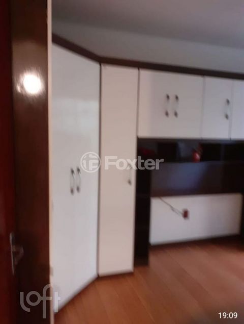 Image 7 - 897820