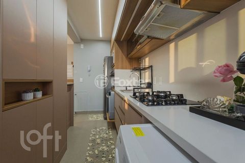 Image 4 - 897826