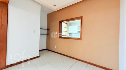 Image 3 - 897837