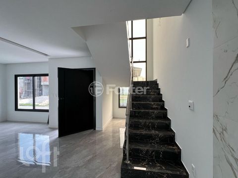 Image 2 - 897845