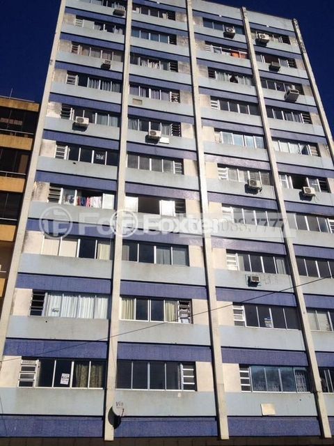 Image 4 - 897846