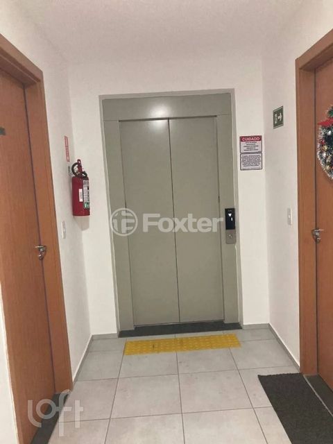 Image 5 - 897910