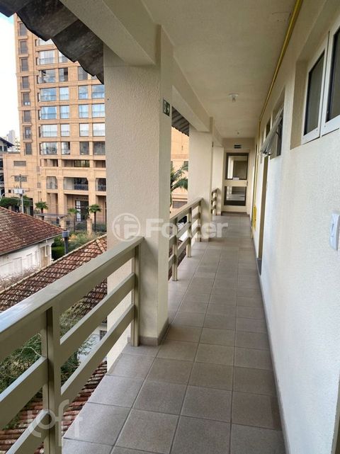 Image 0 - 897933