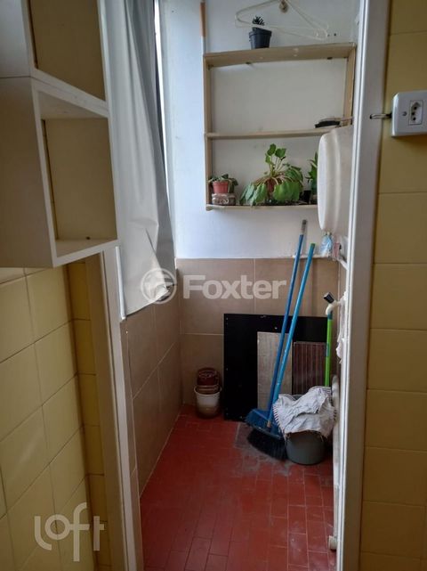 Image 7 - 897937