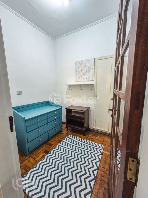 Image 7 - 897943