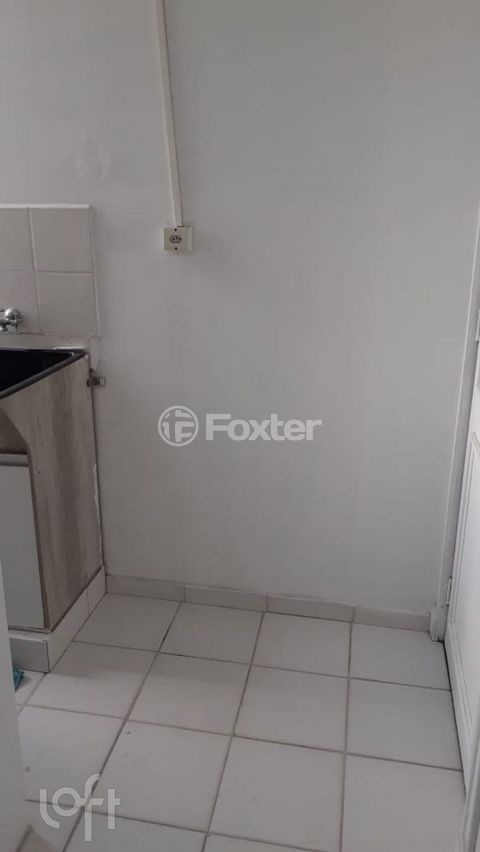Image 2 - 897955