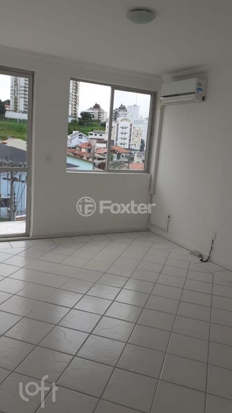 Image 7 - 897955
