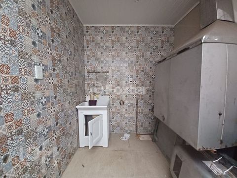 Image 7 - 897972