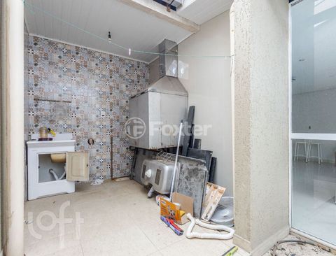 Image 7 - 897972