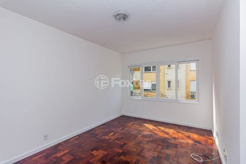 Image 3 - 897975