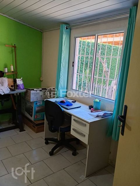 Image 7 - 897985