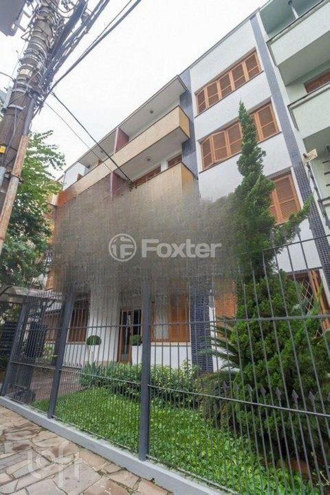 Image 8 - 897986