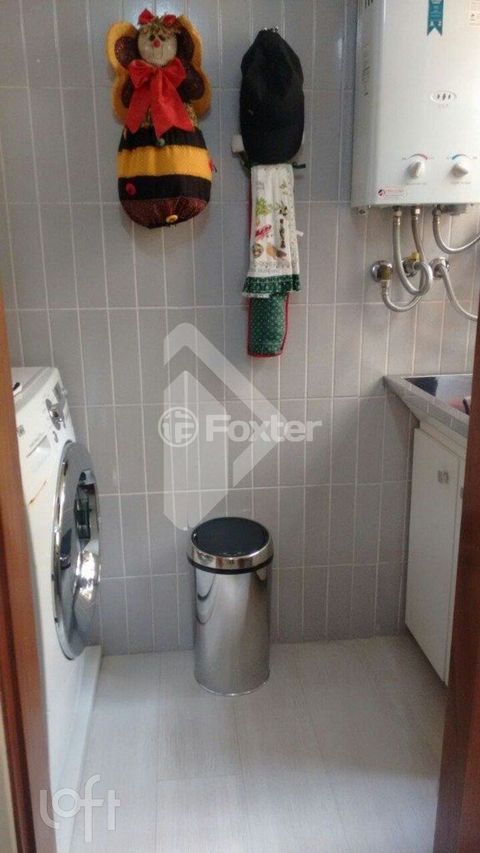 Image 7 - 897992