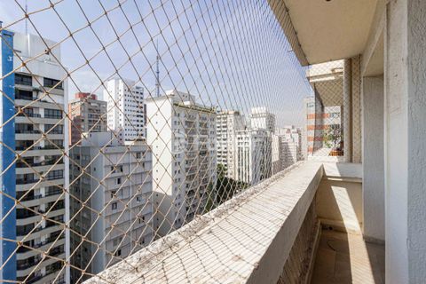 Image 4 - 897997