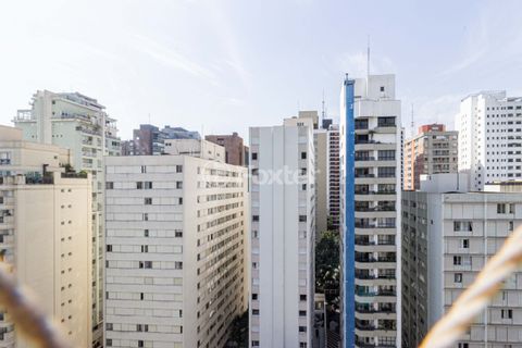 Image 3 - 897997
