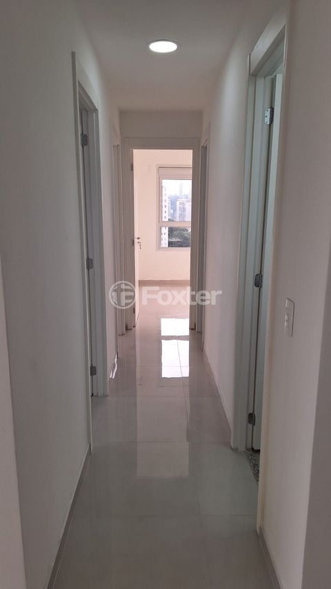 Image 7 - 898021