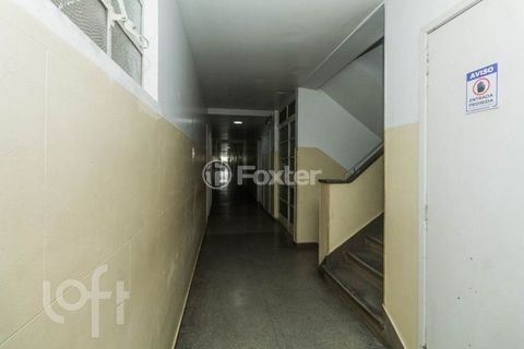 Image 7 - 898031
