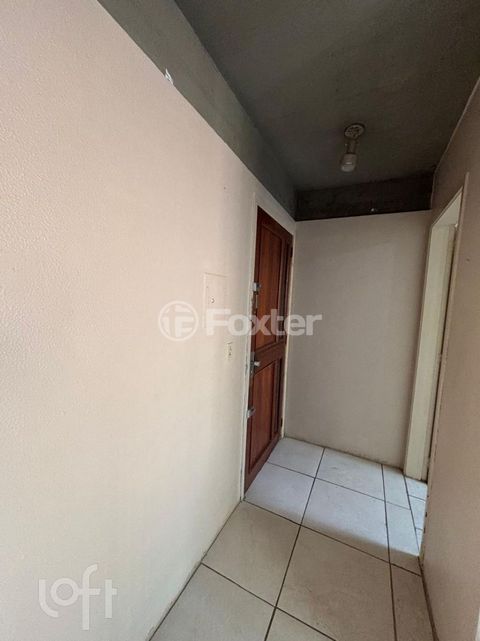 Image 6 - 898037